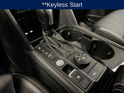 Certified 2022 Volkswagen Atlas Cross Sport SE image 14