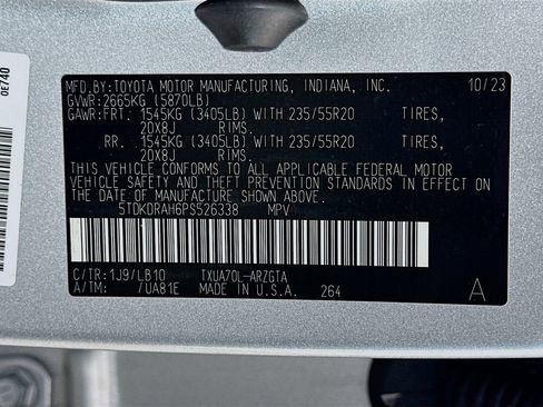 Used 2023 Toyota Highlander Limited FWD image 33