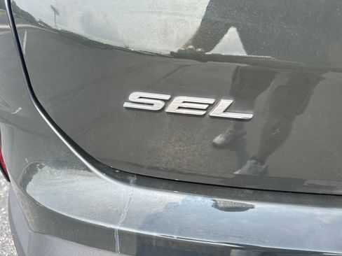 Certified 2023 Ford Edge SEL w/ Convenience Package image 6