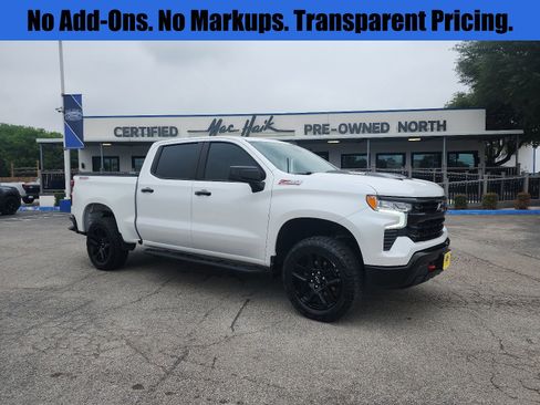 Used 2024 Chevrolet Silverado 1500 LT Trail Boss w/ Convenience Package II AWD/4WD image 1