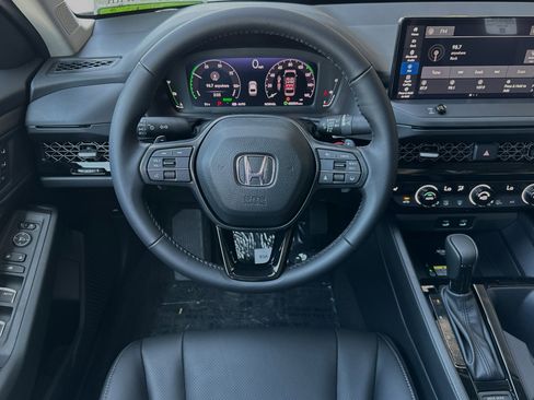 New 2025 Honda Accord EX-L image 15