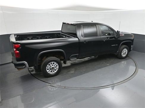 Used 2024 Chevrolet Silverado 2500 LT w/ Z71 Off-Road Package image 27