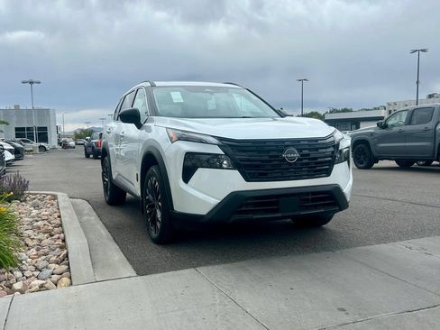 New 2026 Nissan Rogue Dark Armor AWD/4WD image 4