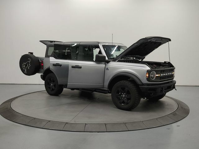 Used 2024 Ford Bronco Black Diamond AWD/4WD image 10