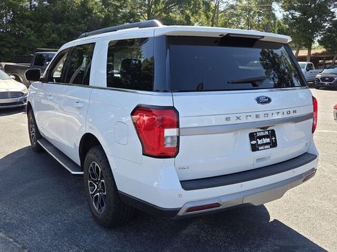 Used 2022 Ford Expedition XLT RWD image 13