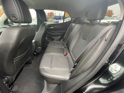 Used 2025 Buick Encore GX Preferred image 24