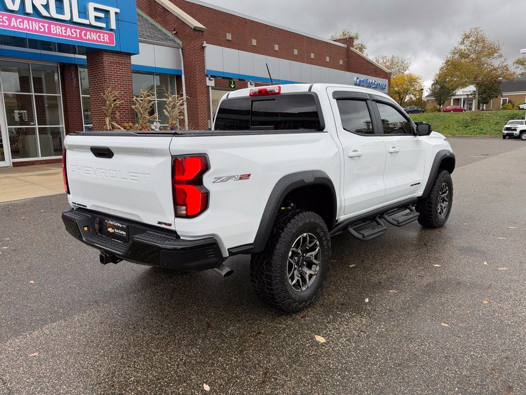 Used 2026 Chevrolet Colorado ZR2 w/ Technology Package AWD/4WD image 20