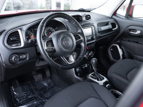 Used 2016 Jeep Renegade Latitude w/ Safety & Security Group image 10