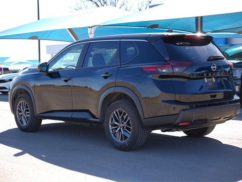 Used 2024 Nissan Rogue S image 3