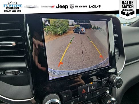 Used 2025 RAM 1500 Big Horn AWD/4WD image 25
