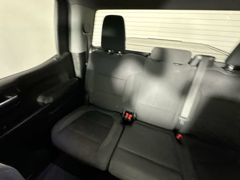 Used 2022 Chevrolet Silverado 1500 Custom w/ Safety Confidence Package AWD/4WD image 12