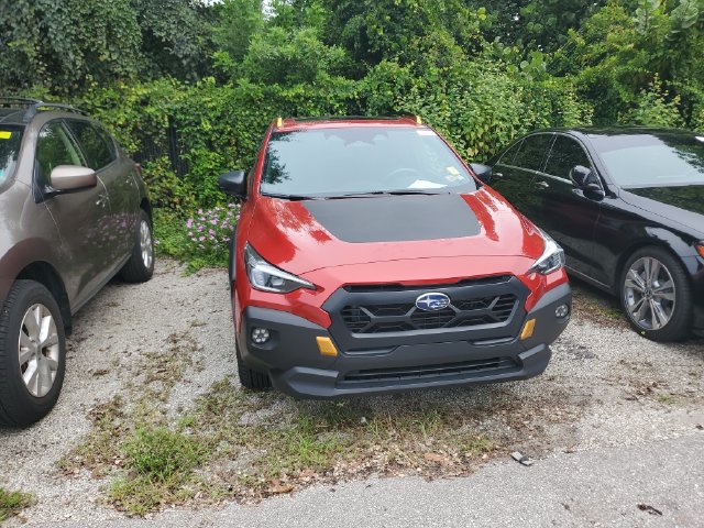 Used 2025 Subaru Crosstrek 2.5i Wilderness AWD/4WD image 3