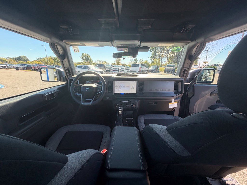 New 2026 Ford Bronco 2-Door w/ Sasquatch Package AWD/4WD image 15