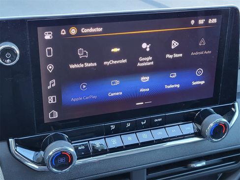 Used 2025 Chevrolet Colorado Trail Boss image 16