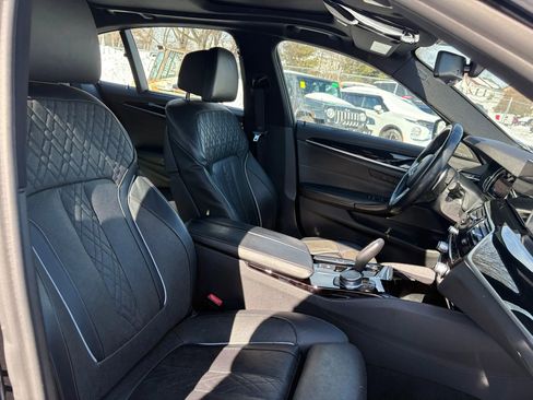 Used 2017 BMW 540i xDrive 540i xDrive Sedan 4D image 20