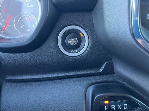 Used 2024 RAM 1500 Laramie image 22