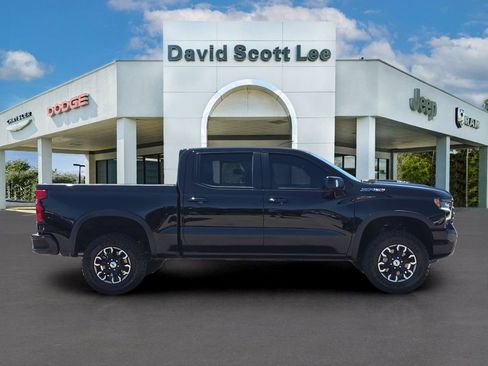 Used 2025 Chevrolet Silverado 1500 ZR2 AWD/4WD image 4