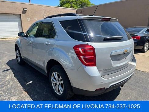 Used 2017 Chevrolet Equinox LT w/ Convenience Package AWD/4WD image 2