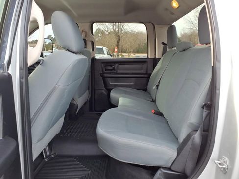 Used 2017 RAM 3500 Tradesman w/ Chrome Appearance Group image 5