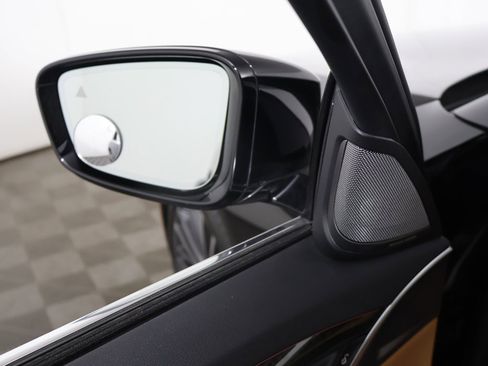 Used 2022 BMW 530i xDrive w/ M Sport Package image 34