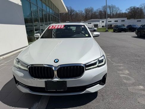 Certified 2023 BMW 530i xDrive w/ Convenience Package image 3