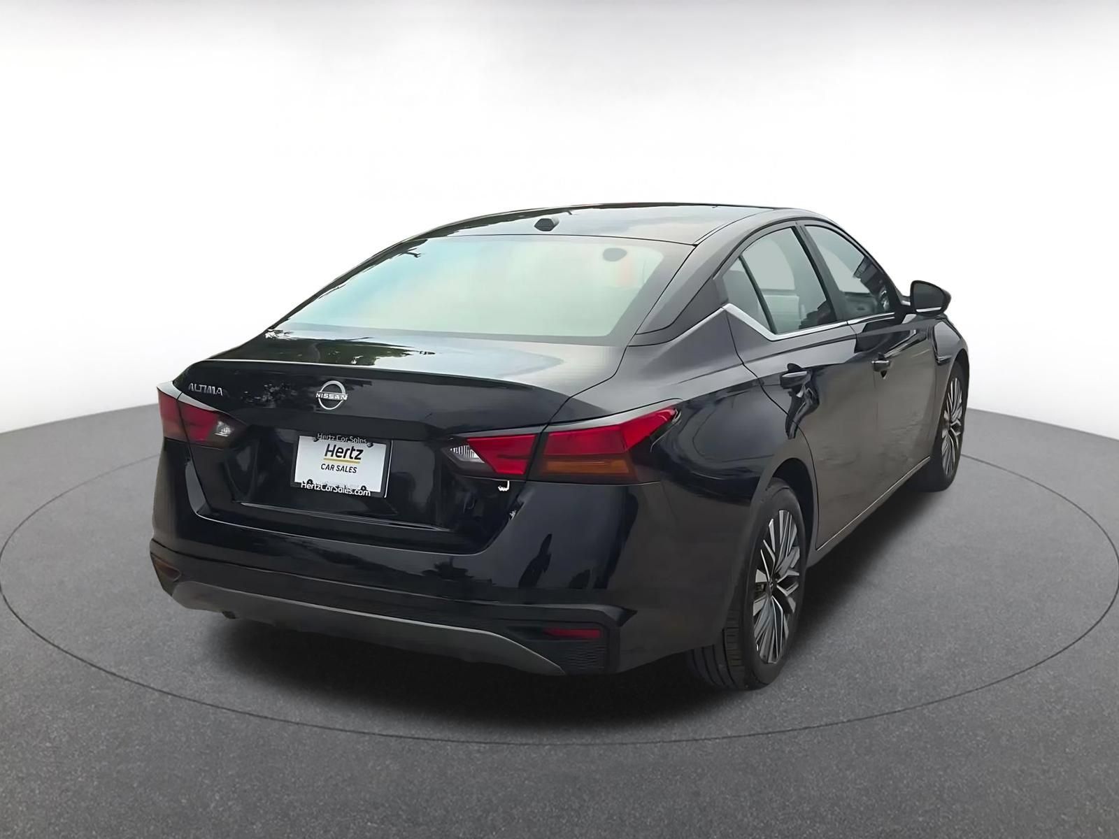 Used 2026 Nissan Altima 2.5 SV FWD image 14