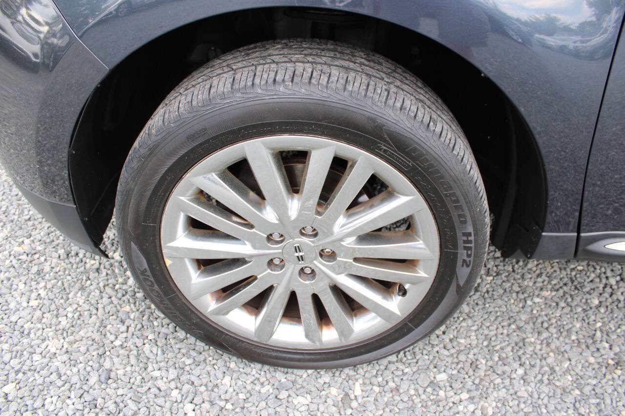 Used 2013 Lincoln MKX AWD image 24
