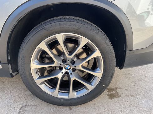 Certified 2024 BMW X5 xDrive40i w/ Parking Assistance Package image 8