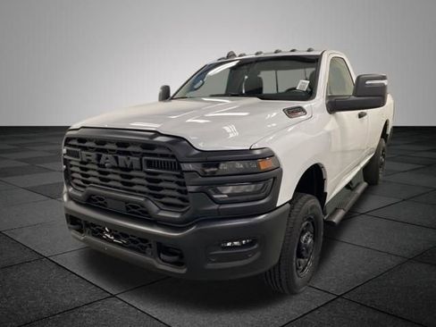 Used 2026 RAM 2500 Tradesman AWD/4WD image 3