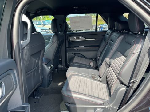 New 2027 Ford Explorer ST-Line AWD/4WD image 11