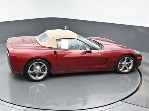 Used 2005 Chevrolet Corvette Convertible w/ Preferred Equipment Group image 23