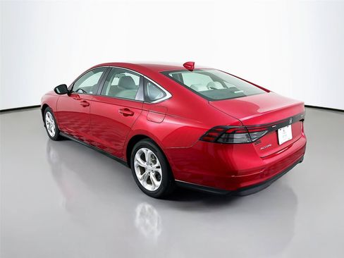 Used 2023 Honda Accord LX image 10