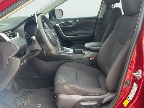 Used 2024 Toyota RAV4 LE AWD/4WD image 21