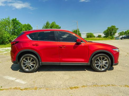 Used 2021 MAZDA CX-5 Signature AWD/4WD image 2