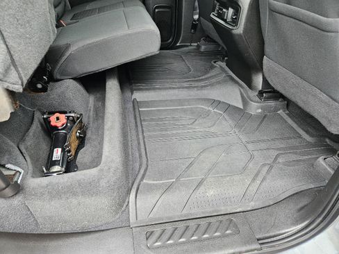 Used 2021 Chevrolet Silverado 1500 LT Trail Boss w/ Convenience Package II AWD/4WD image 21