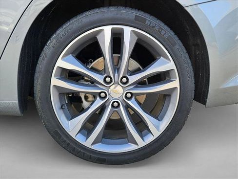 Used 2024 Chevrolet Malibu LT FWD image 5