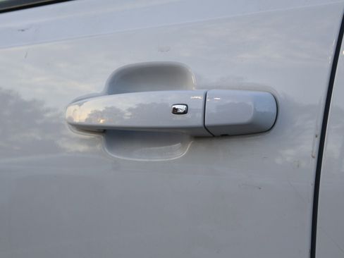 Used 2023 GMC Acadia AT4 w/ Technology Package image 26