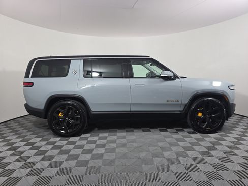 Used 2024 Rivian R1S Adventure AWD/4WD image 6