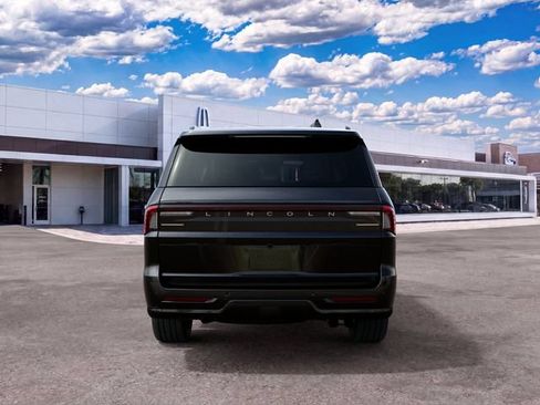 New 2027 Lincoln Navigator L Reserve w/ Jet Appearance Package AWD/4WD image 7