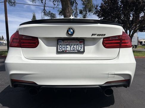 Used 2014 BMW 320i Sedan RWD image 6