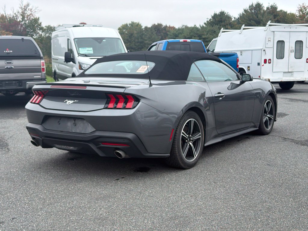 Used 2025 Ford Mustang Premium RWD image 8