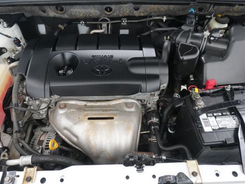 Used 2012 Toyota RAV4 FWD w/ Upgrade Value Pkg image 24