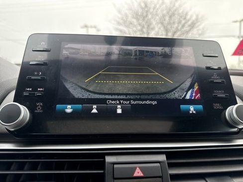 Used 2022 Honda Accord Sport image 34