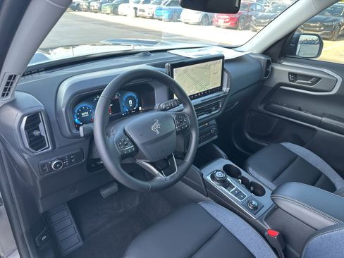 New 2025 Ford Bronco Sport Outer Banks w/ Outer Banks Tech Package+ AWD/4WD image 17