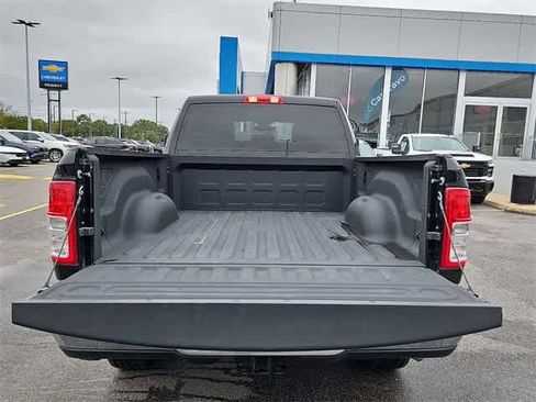 Used 2024 RAM 2500 Big Horn w/ Bed Utility Group image 30