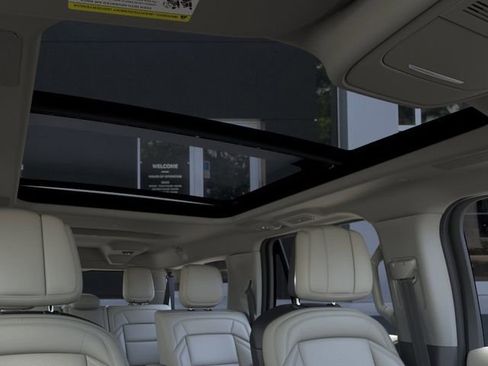New 2026 Lincoln Navigator L Reserve AWD/4WD image 22