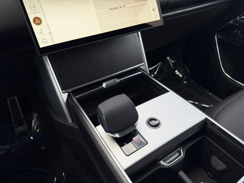 New 2026 Land Rover Range Rover SE AWD/4WD image 24