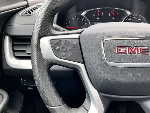 Used 2024 GMC Terrain SLE AWD/4WD image 24