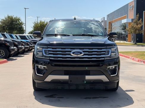 Used 2019 Ford Expedition Limited w/ Equipment Group 302A RWD image 2