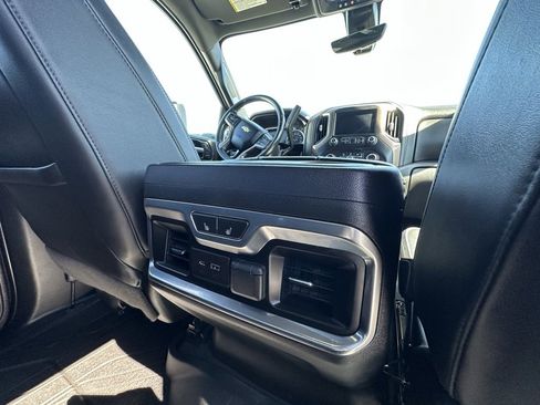Used 2021 Chevrolet Silverado 3500 High Country image 18